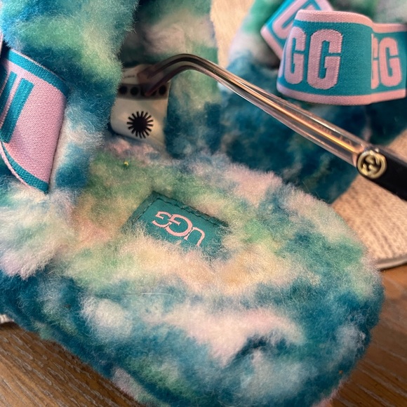 UGG slippers - Picture 4 of 10